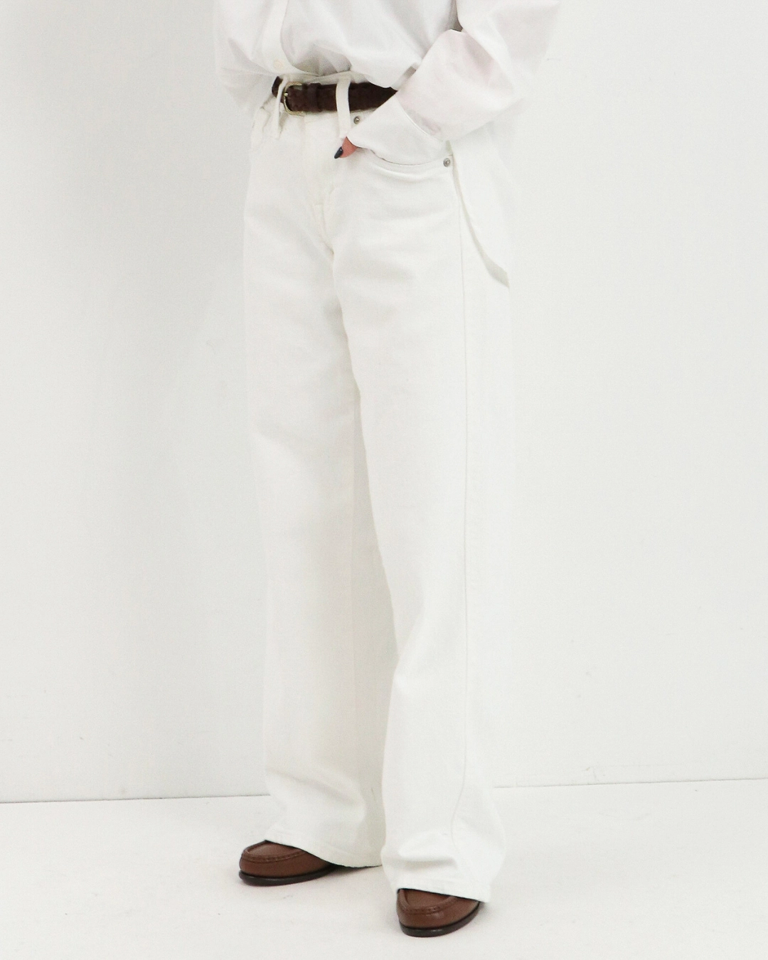 SOMETHING WHITE DENIM