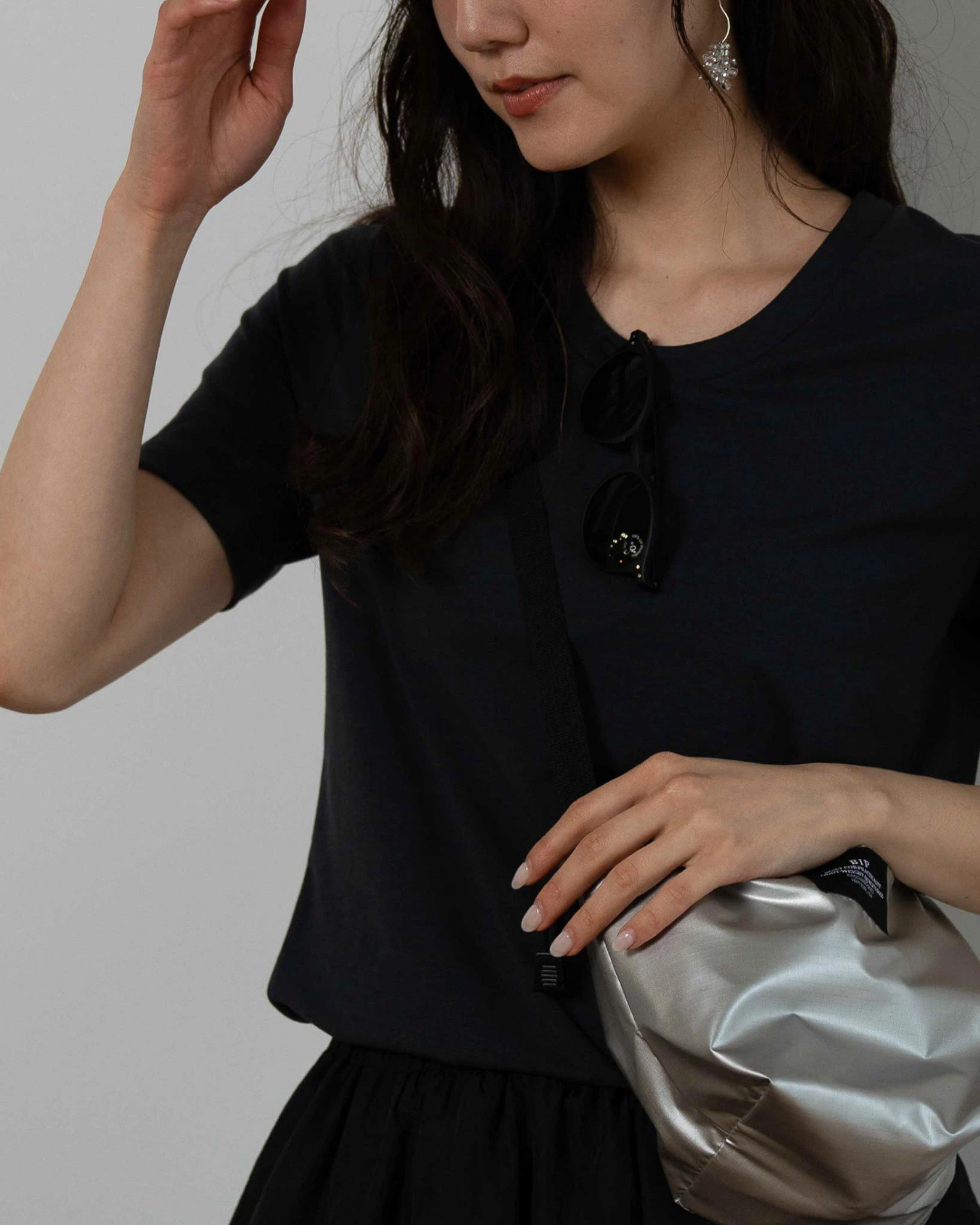 UKAY BAGSINPROGRESS ブラックコーデとシルバーバッグ