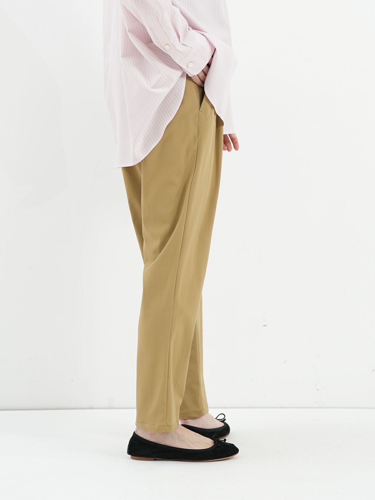 trois ] ハイテンションテーパードパンツ | FUKAYA FASHION STORES ONLINE