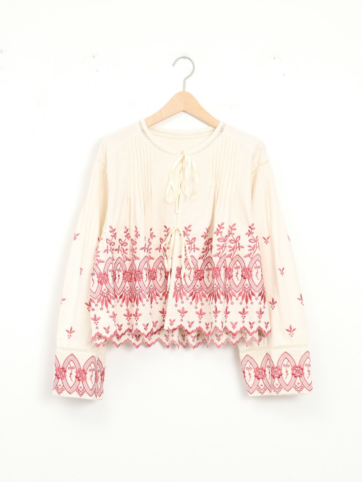 ne Quittez pas / ヌキテパ ] Crimp Cotton Anglaise Embroidery Top