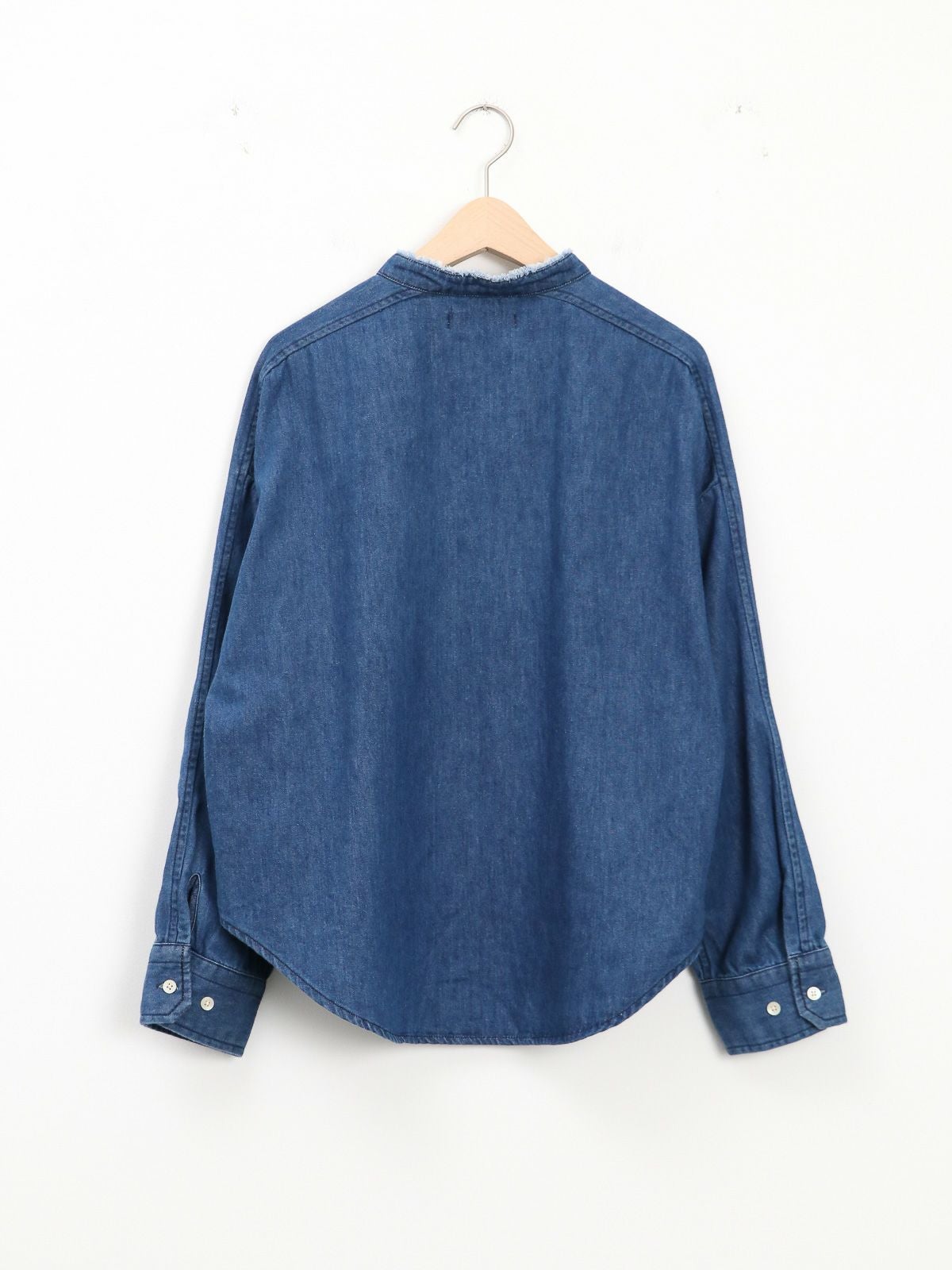 ⭐︎お値下げ⭐︎【新品タグ付き】blanc basque デニムシャツ パールボタンデニムシャツ【BB88-105】 | BLANC basque