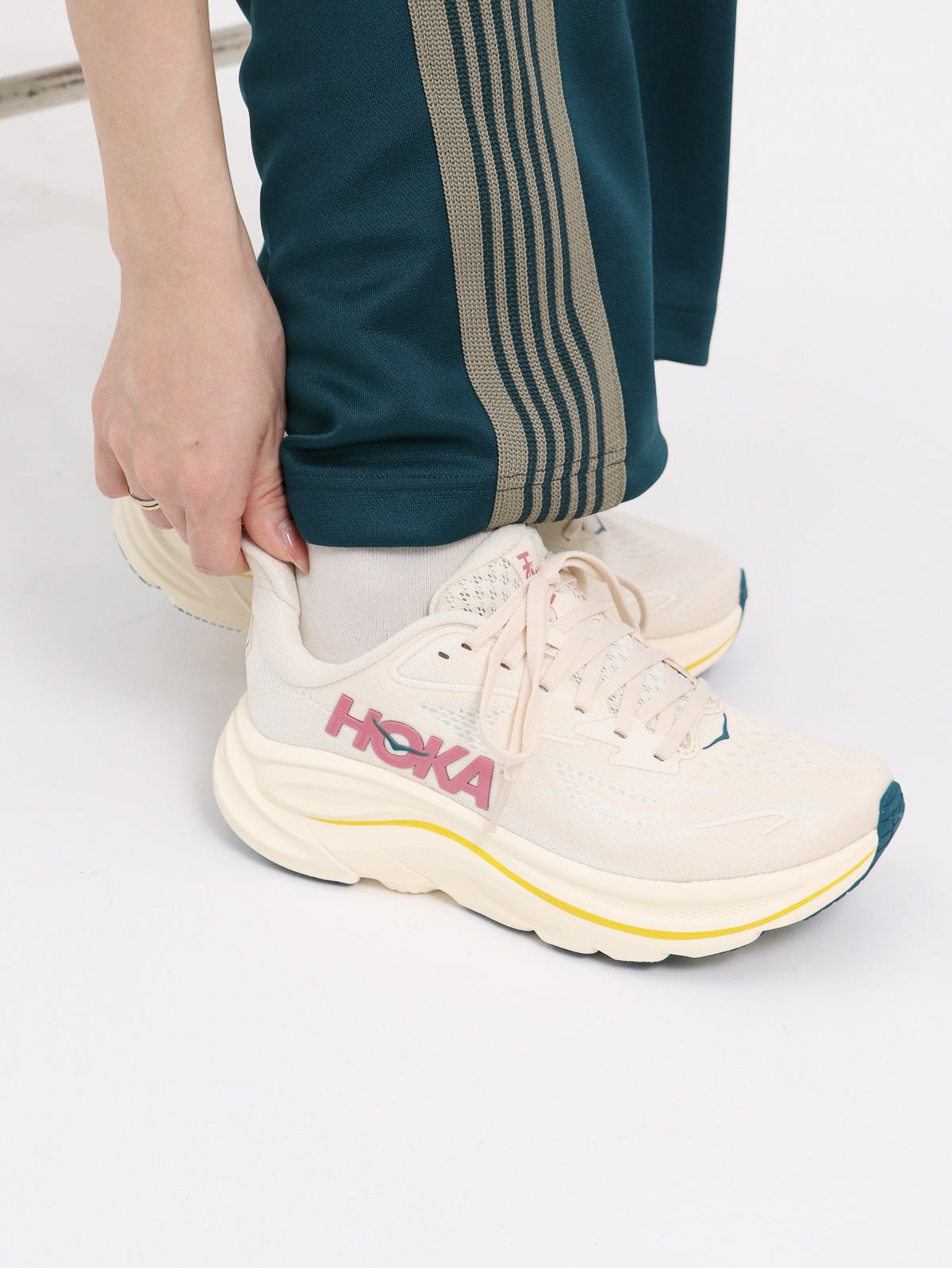 HOKA ] CLIFTON 10 / クリフトン 10 | FUKAYA FASHION STORES ONLINE