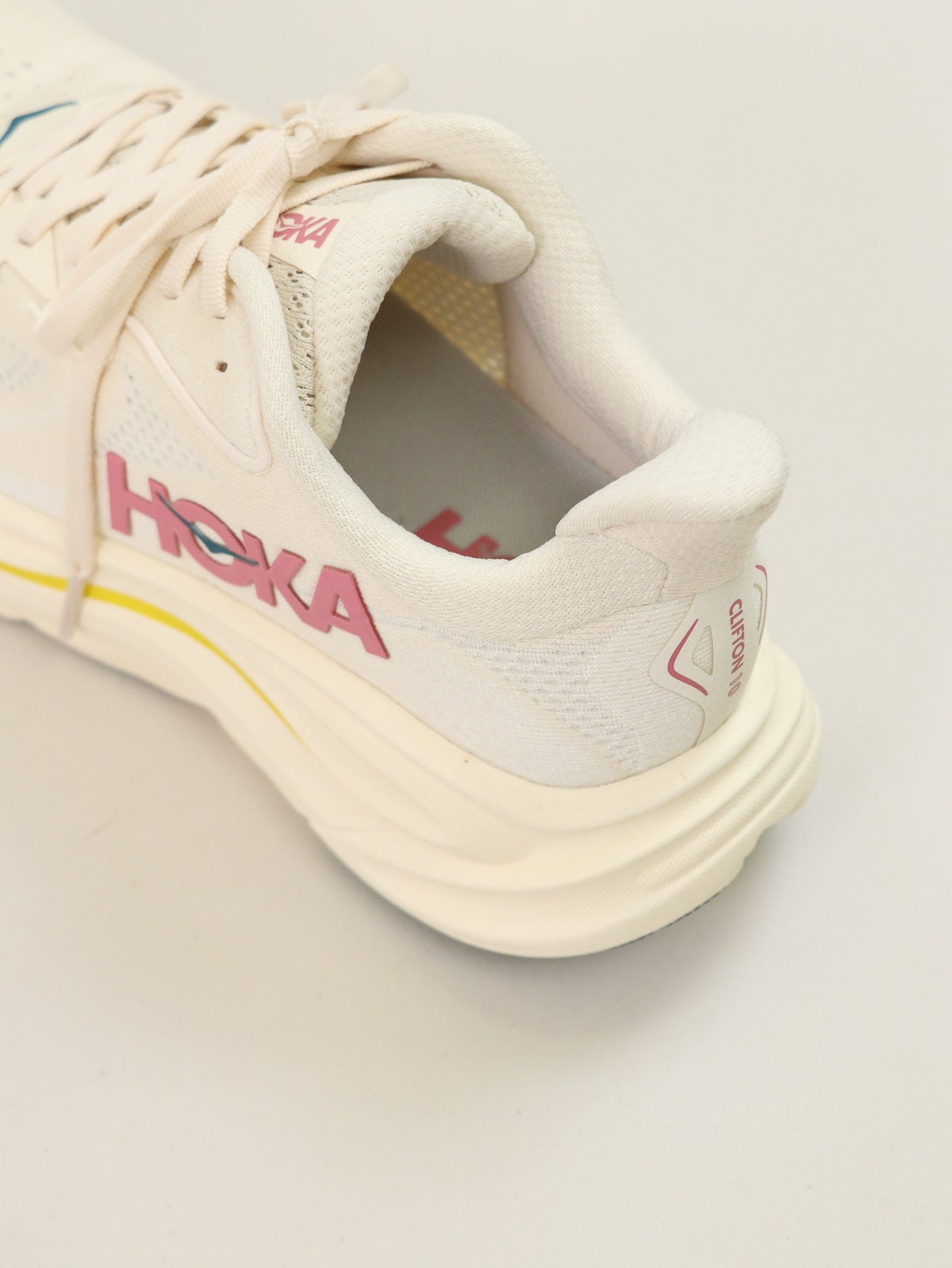 HOKA ] CLIFTON 10 / クリフトン 10 | FUKAYA FASHION STORES ONLINE