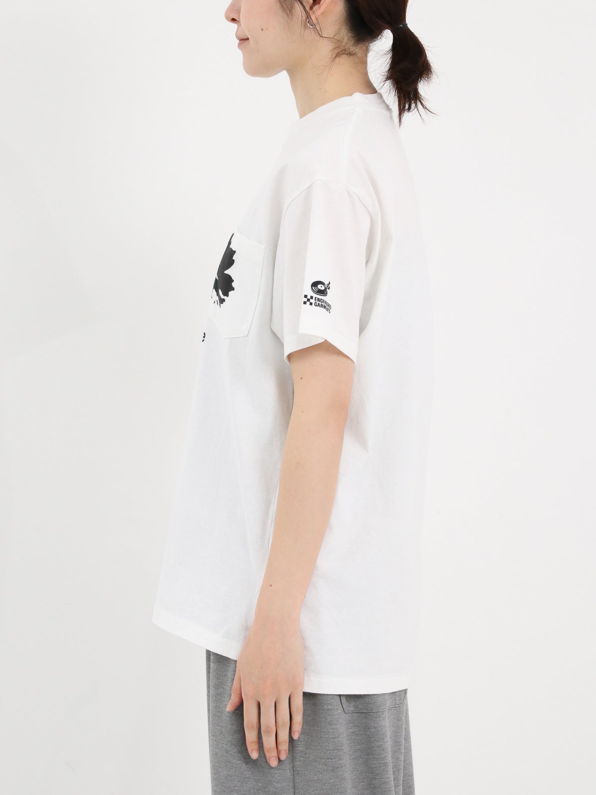 ENGINEERED GARMENTS ] Printed Cross Crew Neck T-shirt | FUKAYA