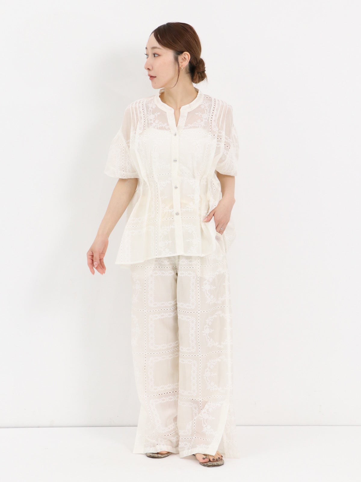 Lallia Mu ] サイドベンツレースパンツ | FUKAYA FASHION STORES ONLINE
