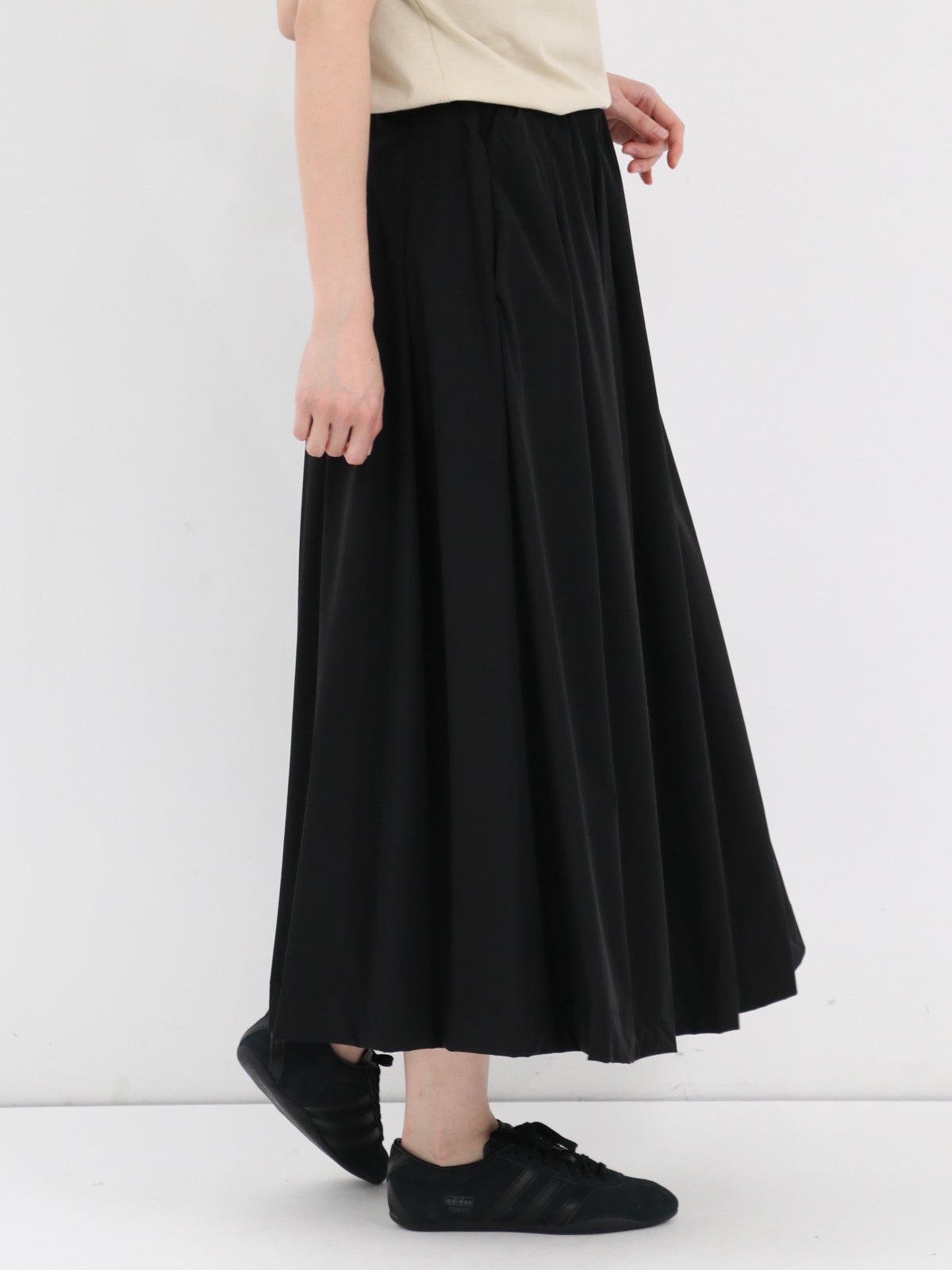 ATELIER SIX ] ナイロンストレッチギャザースカート | FUKAYA FASHION