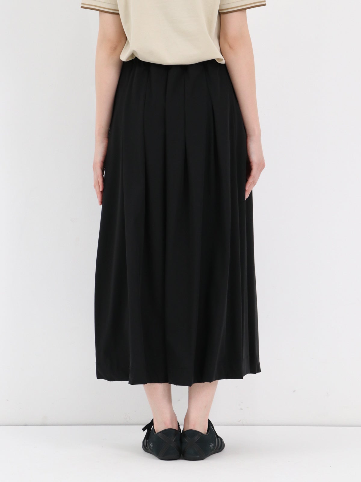 ATELIER SIX ] ナイロンストレッチギャザースカート | FUKAYA FASHION