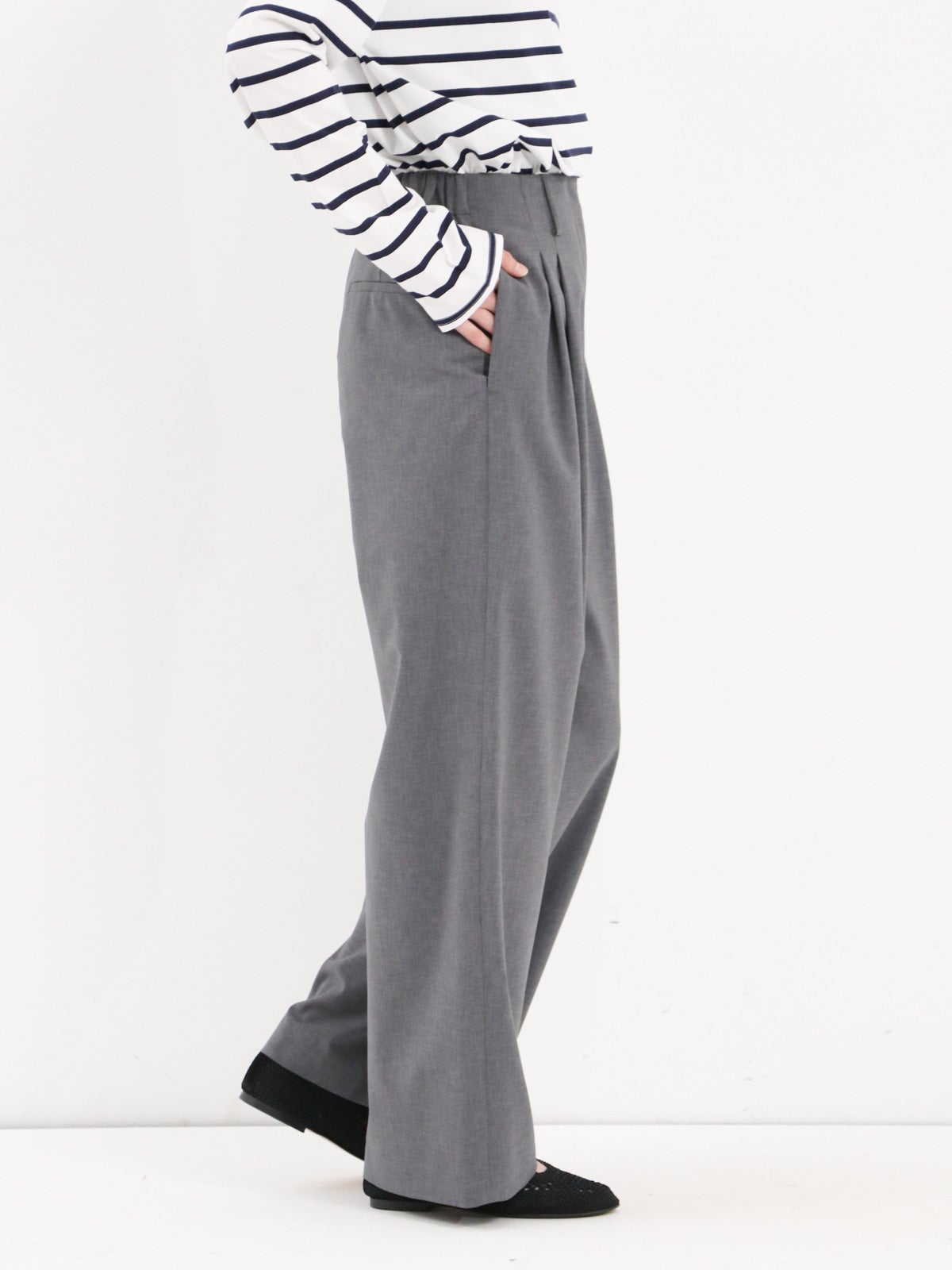 BLUE DE BRESSE ] タックストレートパンツ | FUKAYA FASHION STORES ONLINE