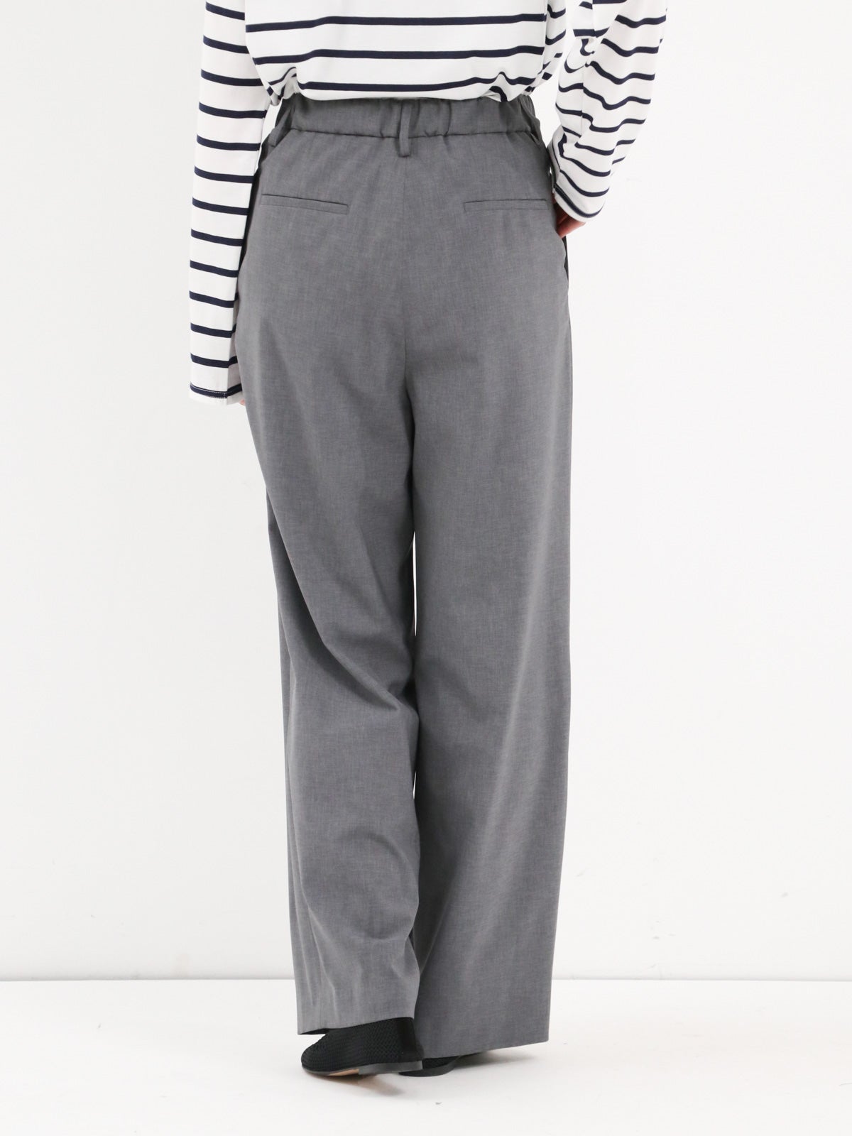 グレー カジュアルパンツ サイズ38 BLUE DE BRESSE ] タックストレートパンツ | FUKAYA FASHION STORES ONLINE