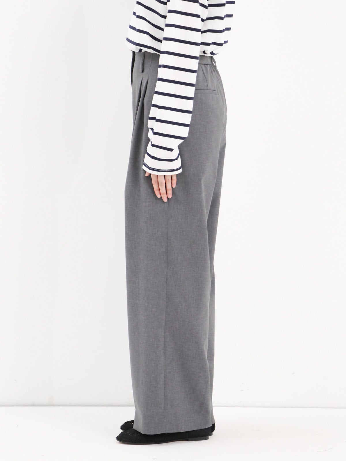 BLUE DE BRESSE ] タックストレートパンツ | FUKAYA FASHION STORES ONLINE