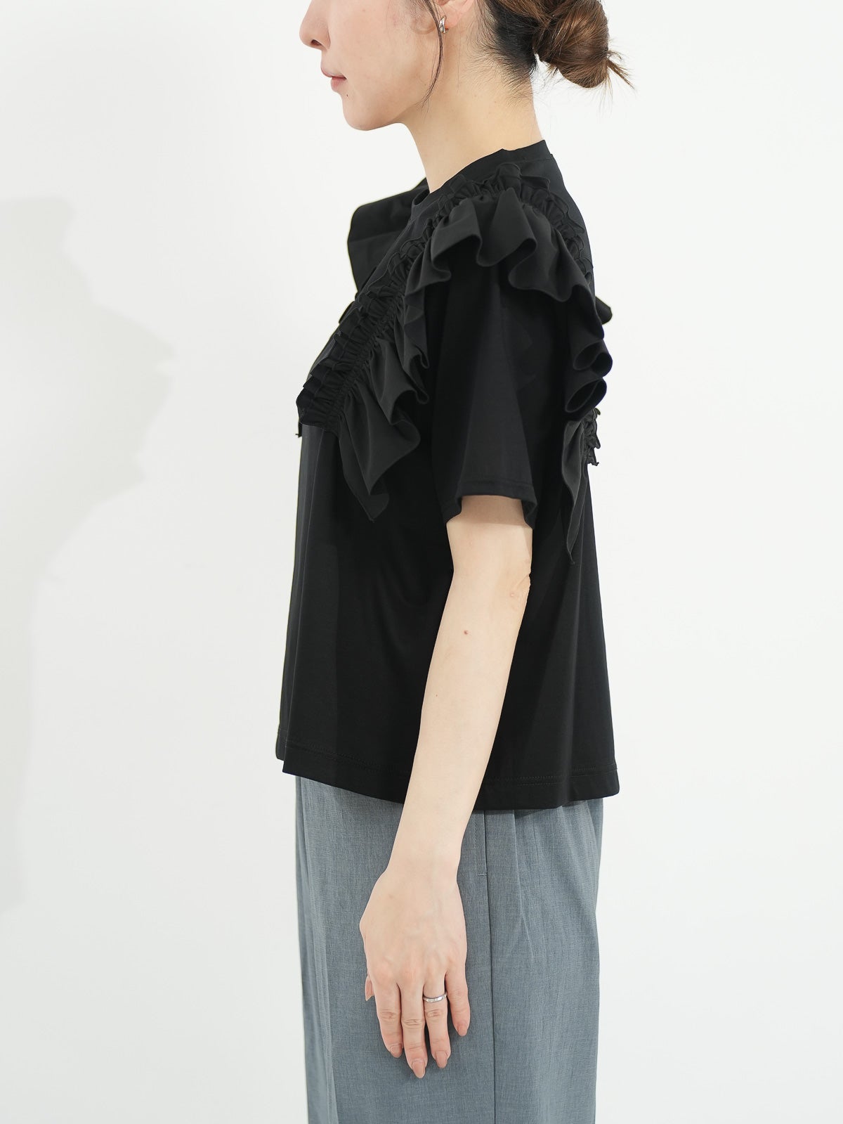 ATELIER SIX ] 異素材フリルプルオーバー | FUKAYA FASHION STORES ONLINE