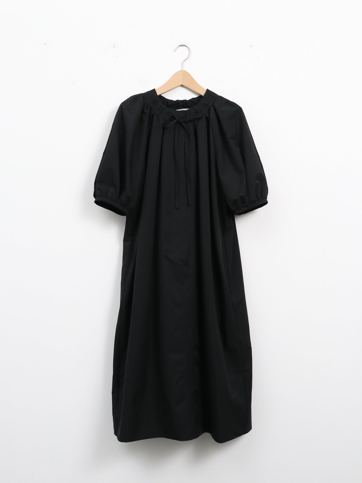 J&M DAVIDSON ] Tucked dress | FUKAYA FASHION STORES ONLINE