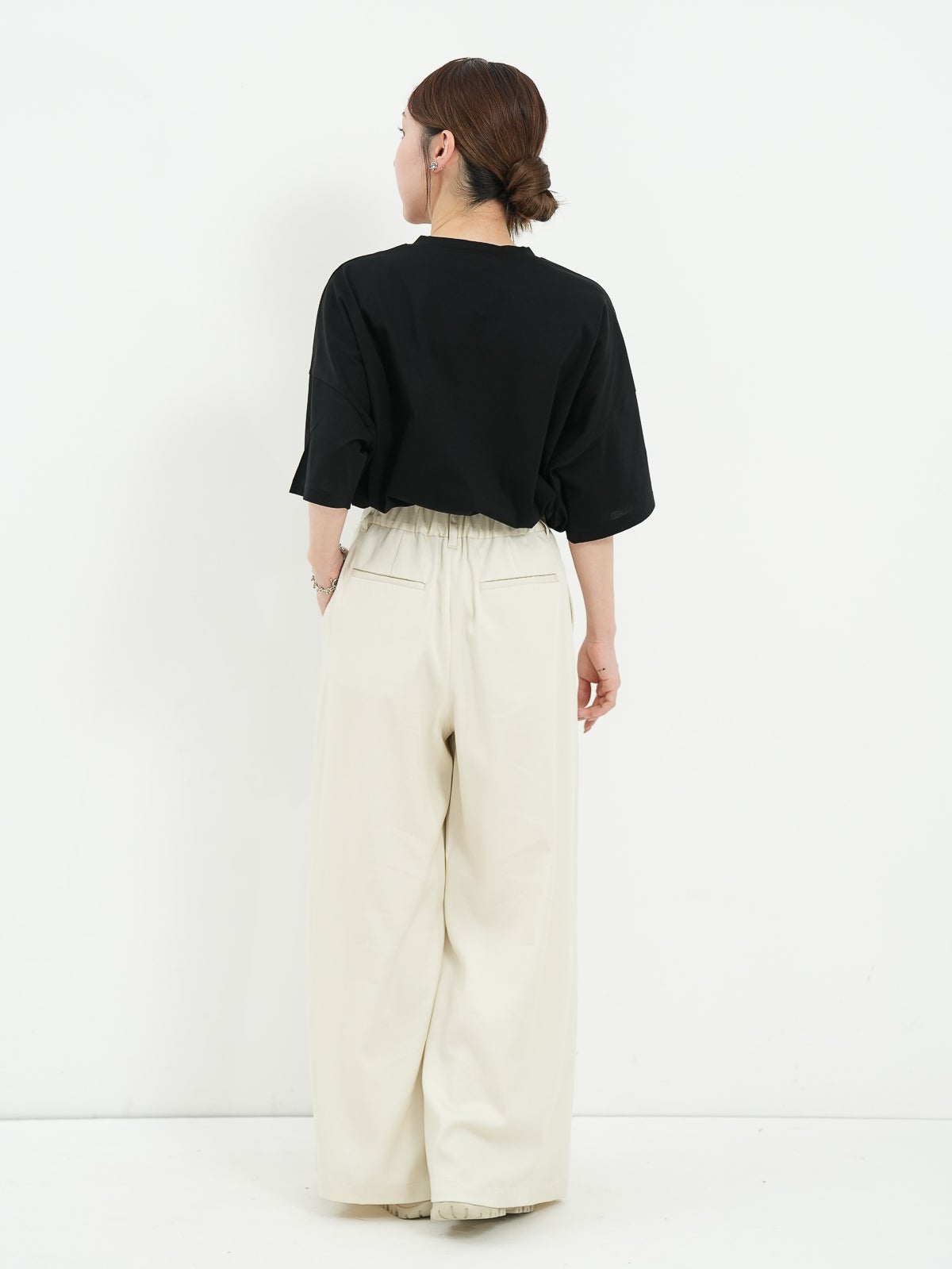 AQUAFITS ] ツータックセミフレアパンツ | FUKAYA FASHION STORES ONLINE