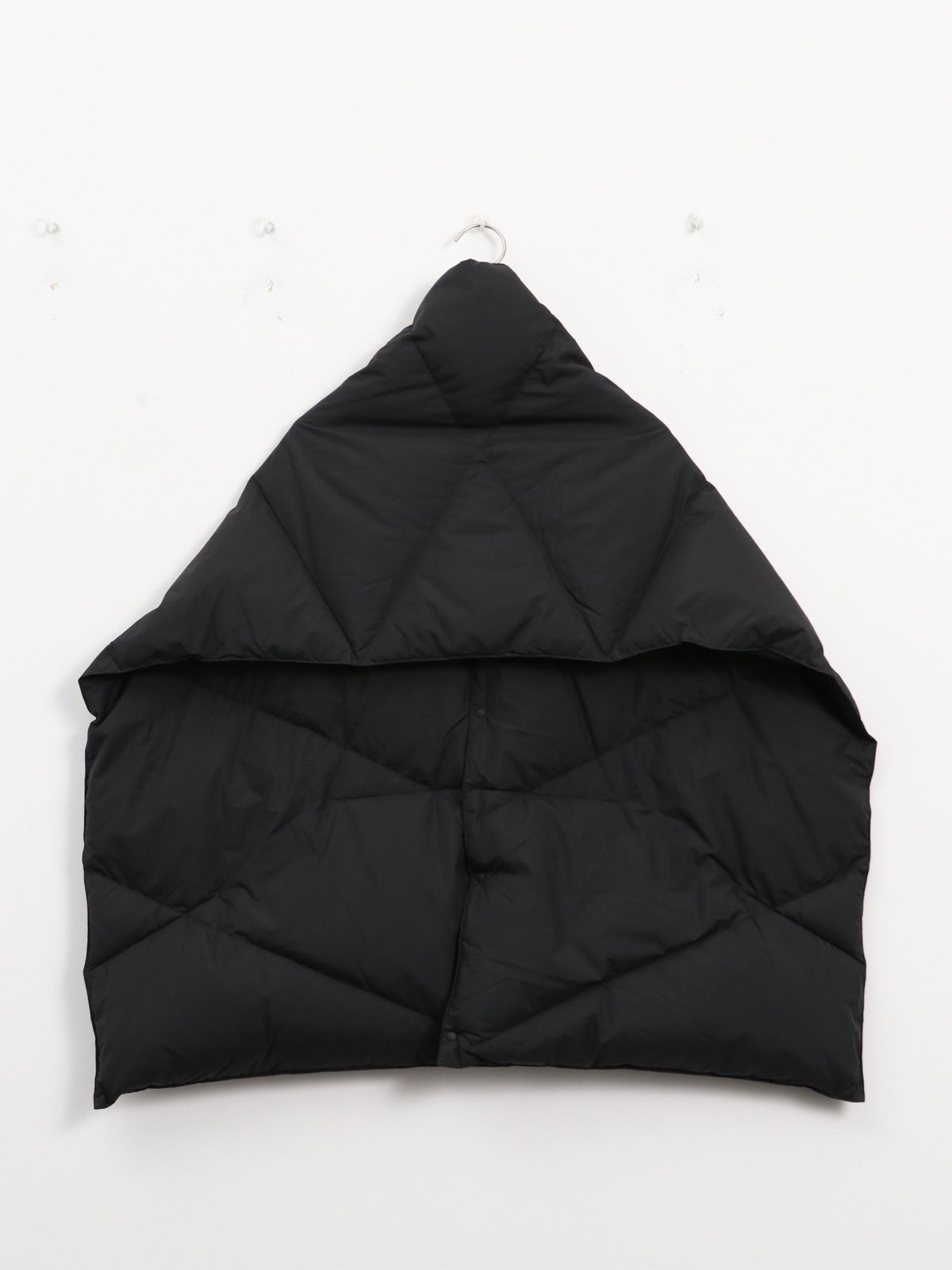 NANGA ] DOWNPONCHO MUFFLER | FUKAYA FASHION STORES ONLINE