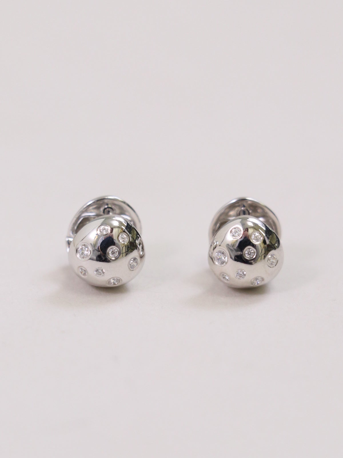 新作　MARIA BLACK Flynn Popcorn Huggie ピアス MARIA BLACK ] Flynn Popcorn Huggie Pierced Earring Pair- Silver
