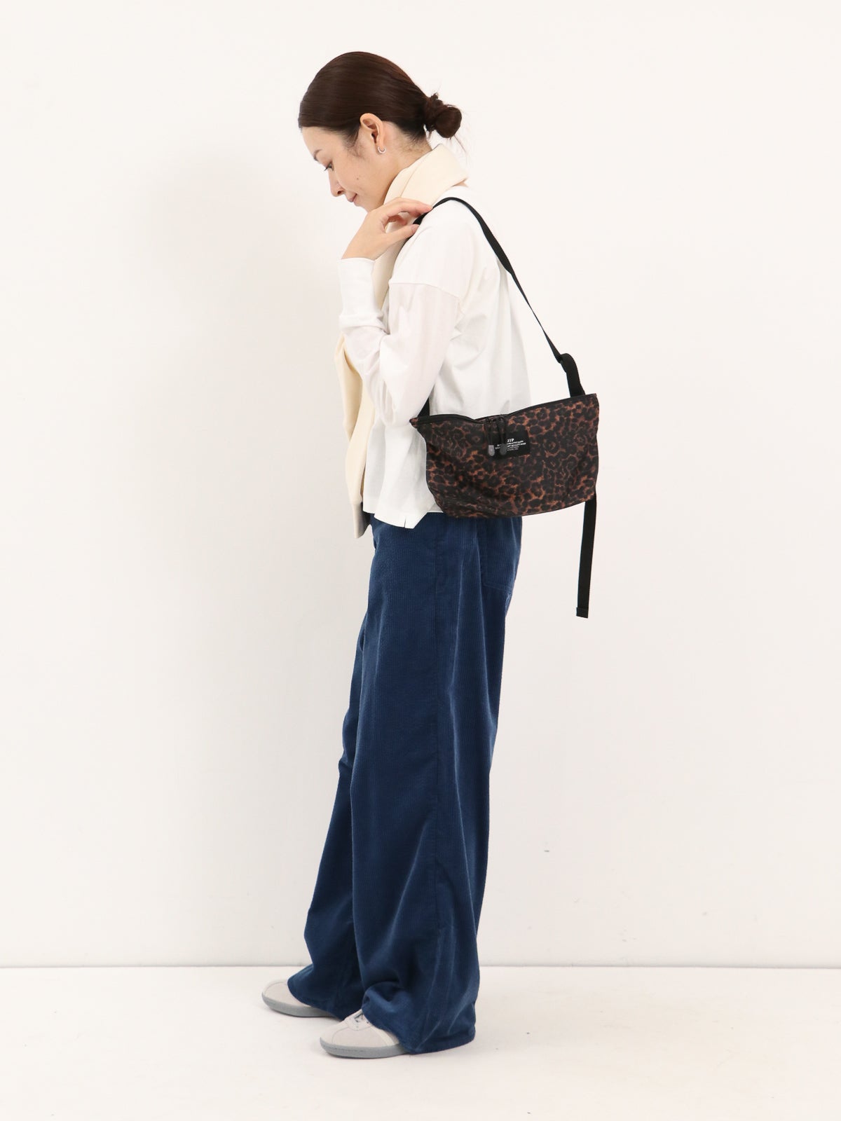 model 167cm